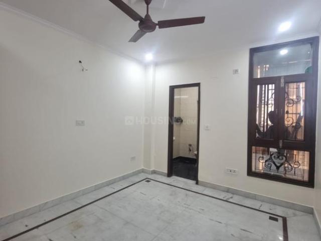 3 BHK Independent Builder Floor in Naraina for rent New Delhi. The reference number is 20015129