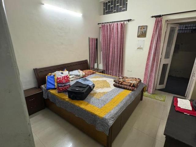 3 BHK Independent Builder Floor in Naraina for rent New Delhi. The reference number is 20118367