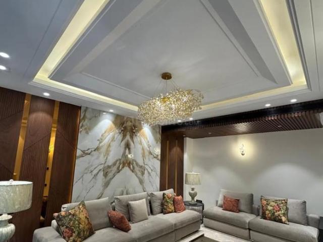 3 BHK Independent Builder Floor in Naraina for rent New Delhi. The reference number is 20257457