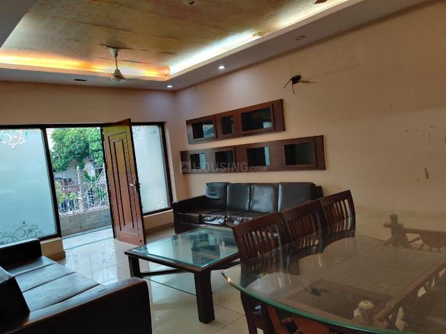 3 BHK Independent Builder Floor in Naraina for rent New Delhi. The reference number is 20316070