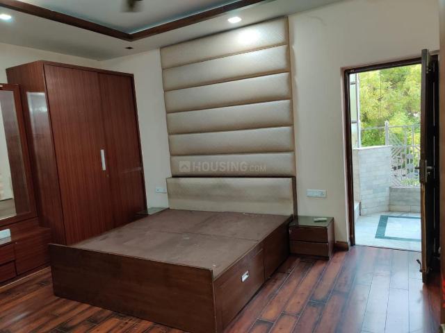 3 BHK Independent Builder Floor in Naraina for rent New Delhi. The reference number is 20693108