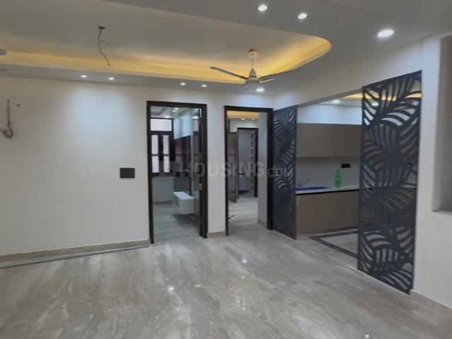 3 BHK Independent Builder Floor in Naraina for resale New Delhi. The reference number is 18942126