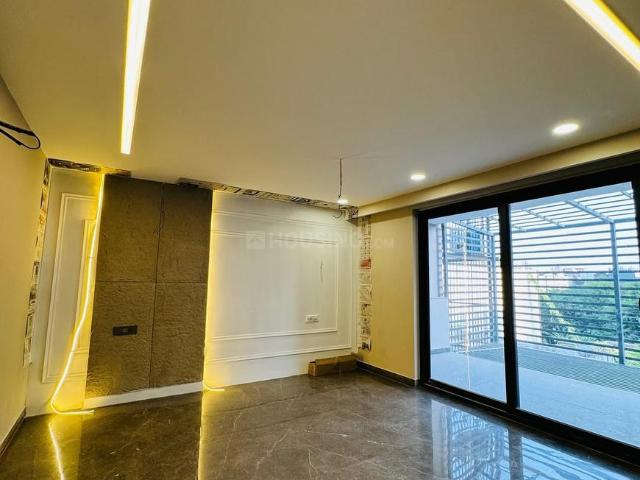 3 BHK Independent Builder Floor in Naraina for resale New Delhi. The reference number is 19873982