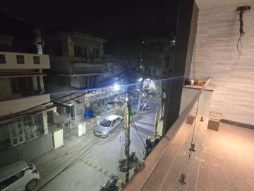 3 BHK Independent Builder Floor in Naraina for resale New Delhi. The reference number is 19257730