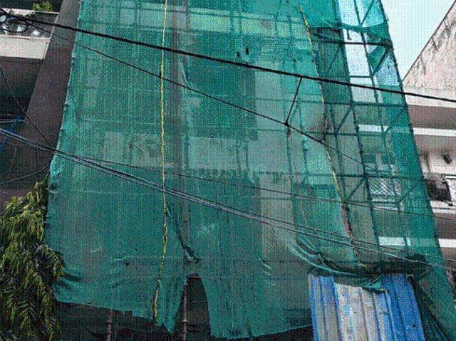 3 BHK Independent Builder Floor in Naraina for resale New Delhi. The reference number is 20915130