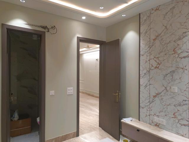 3 BHK Independent Builder Floor in Naraina for resale New Delhi. The reference number is 21356015