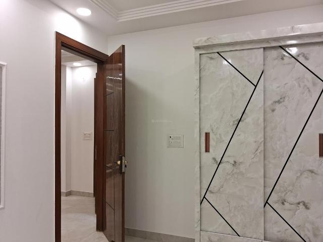 3 BHK Independent Builder Floor in Nawada for resale New Delhi. The reference number is 19253427
