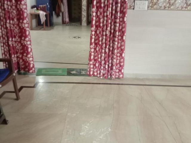 3 BHK Independent Builder Floor in Naya Ganj for resale Ghaziabad. The reference number is 14299783