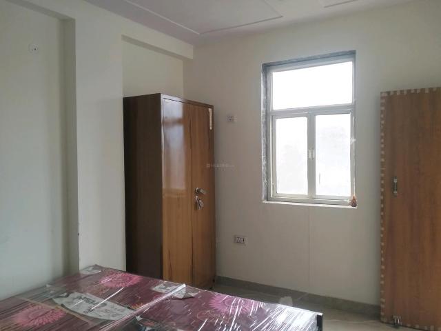 3 BHK Independent Builder Floor in New Ashok Nagar for rent New Delhi. The reference number is 20020709