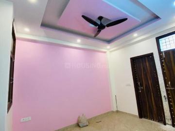 3 BHK Independent Builder Floor in New Ashok Nagar for resale New Delhi. The reference number is 19265292