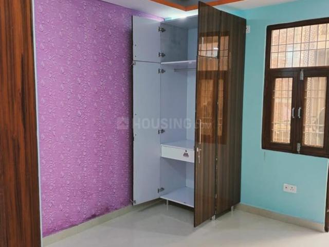 3 BHK Independent Builder Floor in New Ashok Nagar for resale New Delhi. The reference number is 19797196