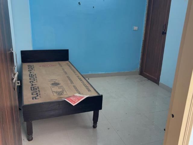 3 BHK Independent Builder Floor in New Ashok Nagar for resale New Delhi. The reference number is 21316606