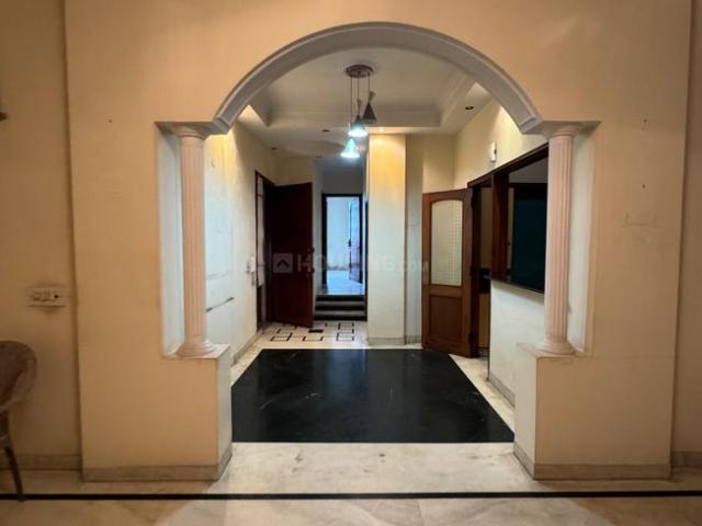 3 BHK Independent Builder Floor in New Friends Colony for resale New Delhi. The reference number is 18394138