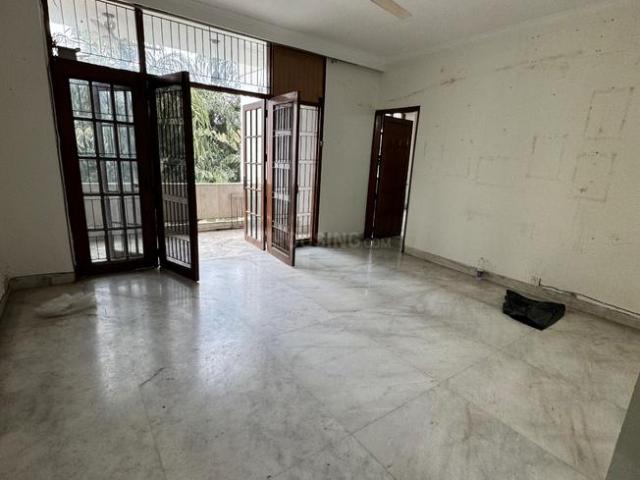 3 BHK Independent Builder Floor in New Friends Colony for resale New Delhi. The reference number is 18945901