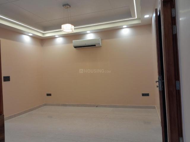 3 BHK Independent Builder Floor in New Rajinder Nagar for rent New Delhi. The reference number is 21287340