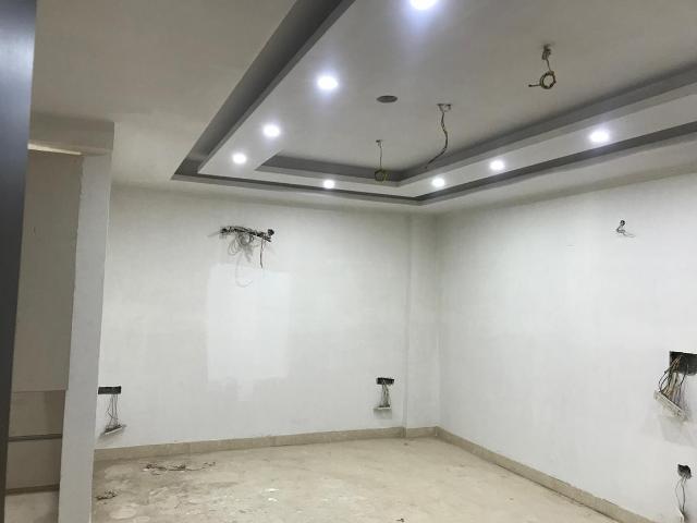 3 BHK Independent Builder Floor in New Rajinder Nagar for rent New Delhi. The reference number is 9056346