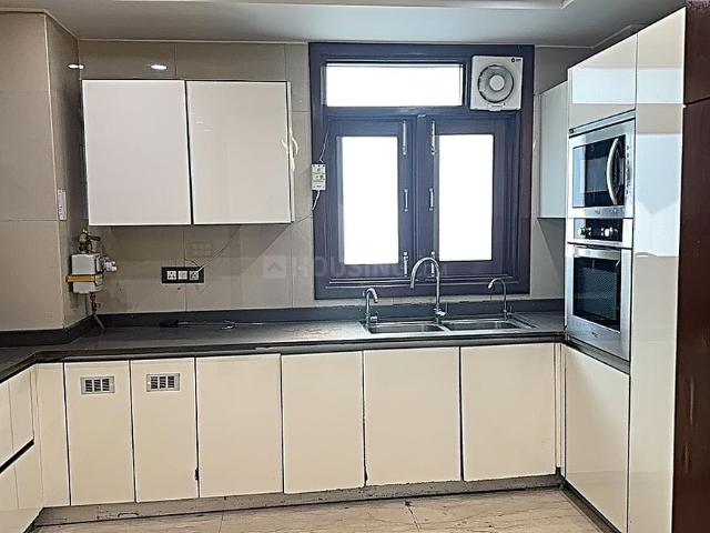 3 BHK Independent Builder Floor in New Rajinder Nagar for resale New Delhi. The reference number is 17947957