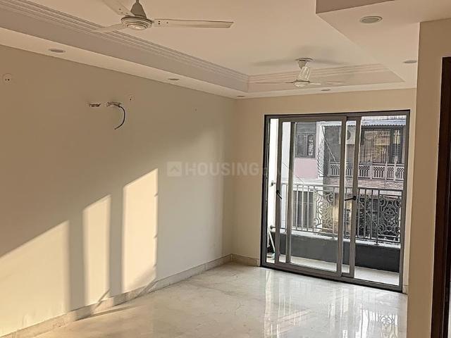 3 BHK Independent Builder Floor in New Rajinder Nagar for resale New Delhi. The reference number is 19041703