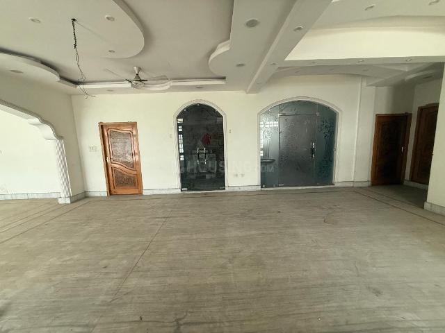 3 BHK Independent Builder Floor in Aishbagh for rent Lucknow. The reference number is 17576457