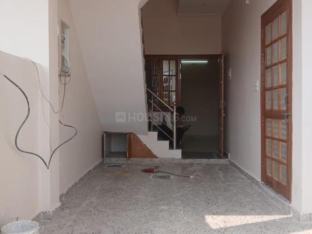 3 BHK Independent Builder Floor in Aliganj for rent Lucknow. The reference number is 21049788
