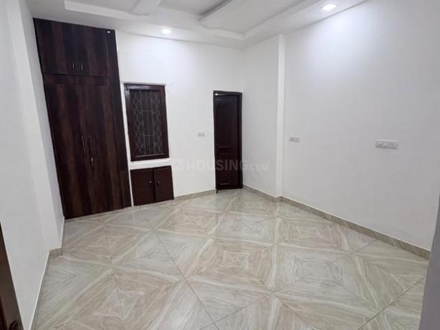 3 BHK Independent Builder Floor in Anand Vihar for rent New Delhi. The reference number is 20020111