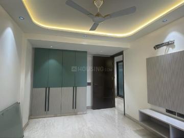 3 BHK Independent Builder Floor in Anand Vihar for resale New Delhi. The reference number is 20412953