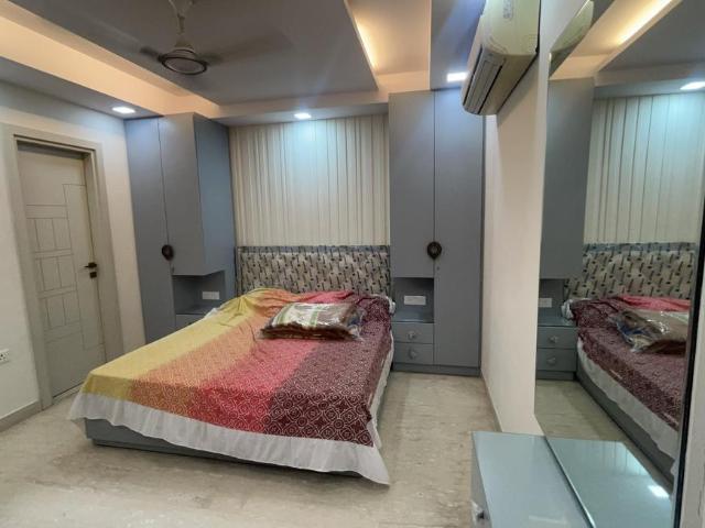 3 BHK Independent Builder Floor in Anand Vihar for resale New Delhi. The reference number is 20552196