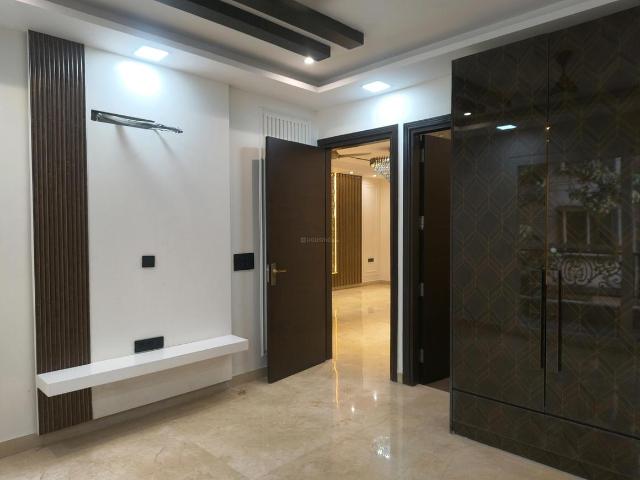 3 BHK Independent Builder Floor in Anand Vihar for resale New Delhi. The reference number is 21321518