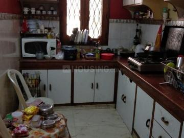 3 BHK Independent Builder Floor in Anand Vihar for resale New Delhi. The reference number is 9312005
