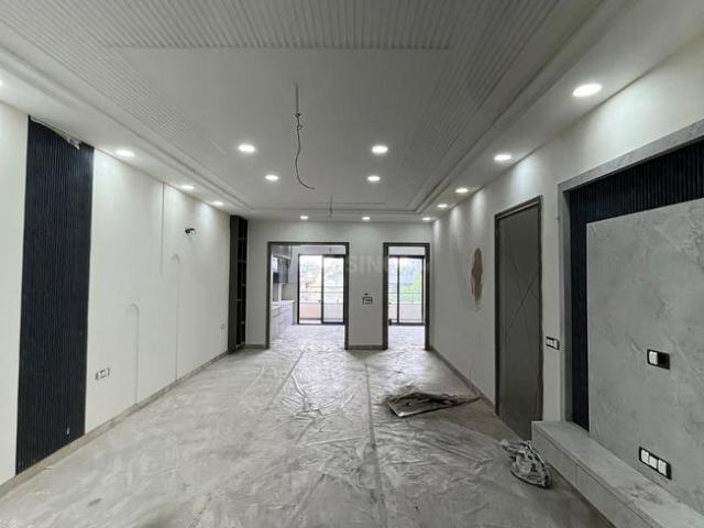 3 BHK Independent Builder Floor in Ashok Vihar for rent New Delhi. The reference number is 18257274