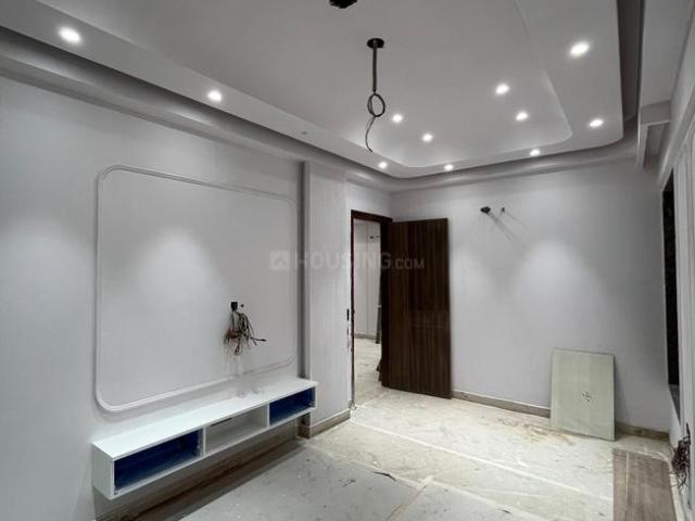 3 BHK Independent Builder Floor in Ashok Vihar for rent New Delhi. The reference number is 18360398