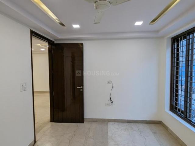 3 BHK Independent Builder Floor in Ashok Vihar for rent New Delhi. The reference number is 19572506