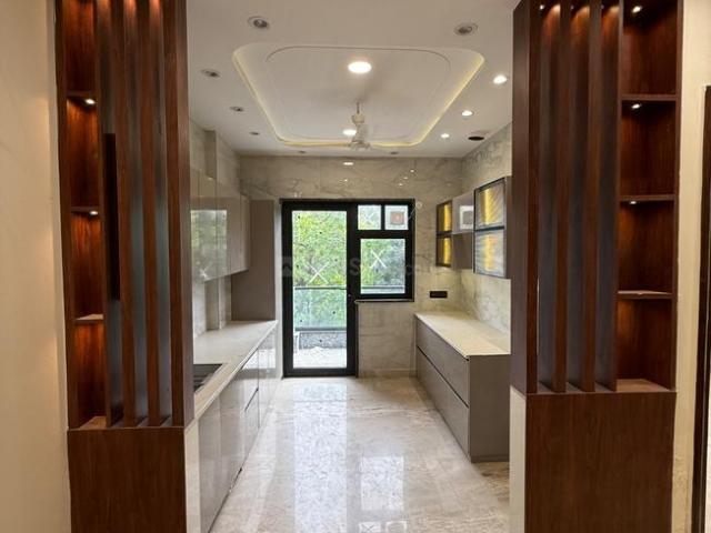 3 BHK Independent Builder Floor in Ashok Vihar for rent New Delhi. The reference number is 19859024