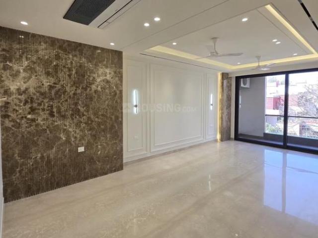 3 BHK Independent Builder Floor in Ashok Vihar for rent New Delhi. The reference number is 19862442