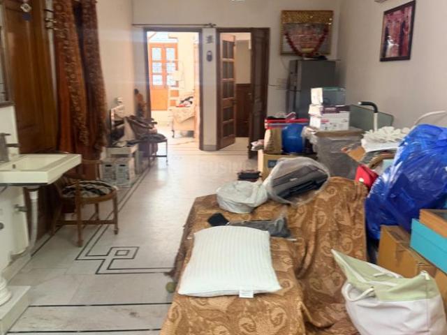 3 BHK Independent Builder Floor in Ashok Vihar for rent New Delhi. The reference number is 20654658