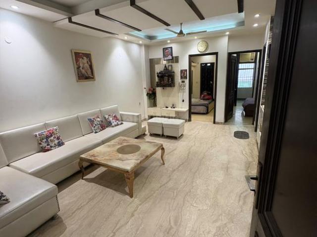 3 BHK Independent Builder Floor in Ashok Vihar for rent New Delhi. The reference number is 21166781