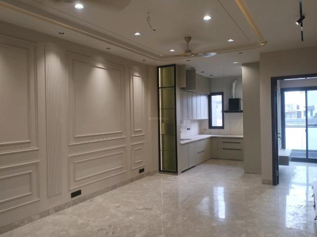3 BHK Independent Builder Floor in Ashok Vihar for rent New Delhi. The reference number is 21127936