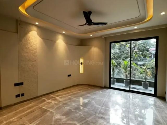 3 BHK Independent Builder Floor in Ashok Vihar for resale New Delhi. The reference number is 19352336