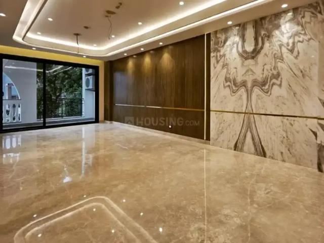 3 BHK Independent Builder Floor in Ashok Vihar for resale New Delhi. The reference number is 19360470