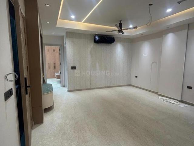 3 BHK Independent Builder Floor in Ashok Vihar for resale New Delhi. The reference number is 19451765