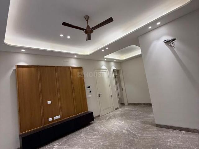 3 BHK Independent Builder Floor in Ashok Vihar for resale New Delhi. The reference number is 18828630