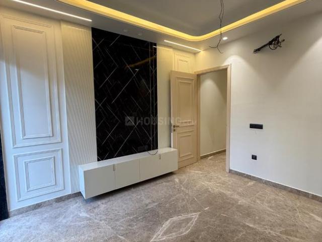 3 BHK Independent Builder Floor in Ashok Vihar for resale New Delhi. The reference number is 19446310