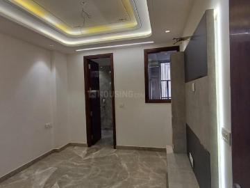 3 BHK Independent Builder Floor in Ashok Vihar for resale New Delhi. The reference number is 19546258