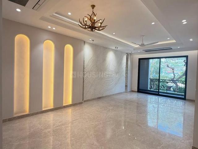 3 BHK Independent Builder Floor in Ashok Vihar for resale New Delhi. The reference number is 19815046