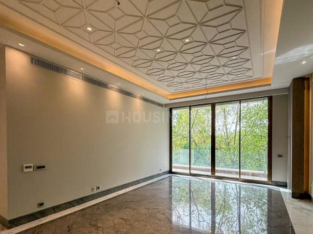 3 BHK Independent Builder Floor in Ashok Vihar for resale New Delhi. The reference number is 20864092