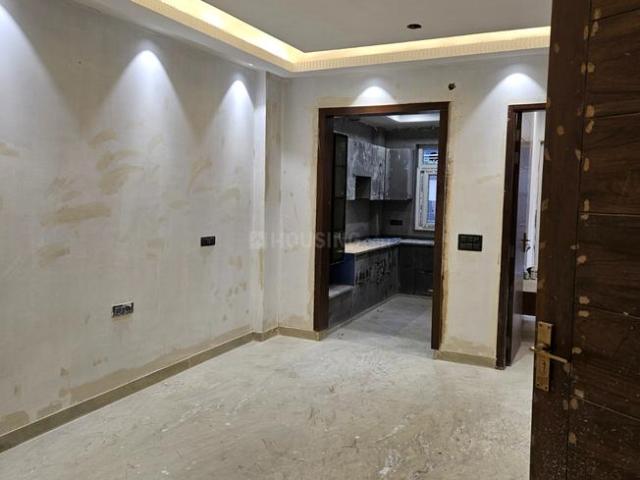 3 BHK Independent Builder Floor in Ashok Vihar for resale New Delhi. The reference number is 21203729