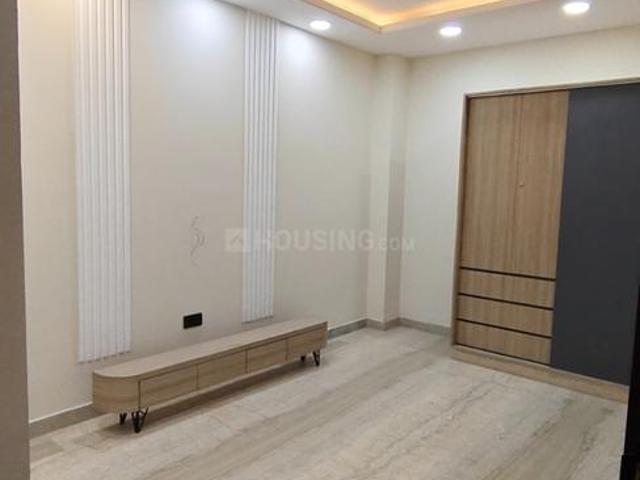 3 BHK Independent Builder Floor in Ashok Vihar for resale New Delhi. The reference number is 21203772