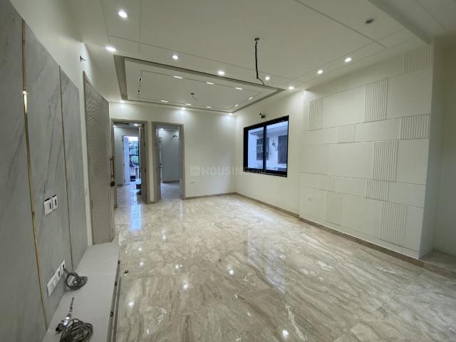 3 BHK Independent Builder Floor in Ashok Vihar for resale New Delhi. The reference number is 21354566