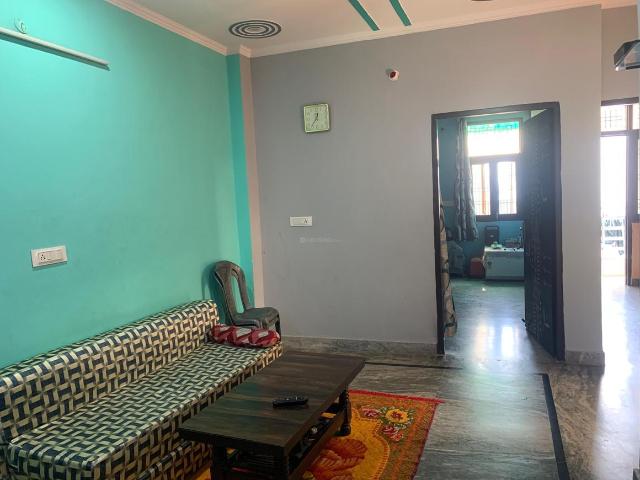 3 BHK Independent Builder Floor in Burari for rent New Delhi. The reference number is 17184001