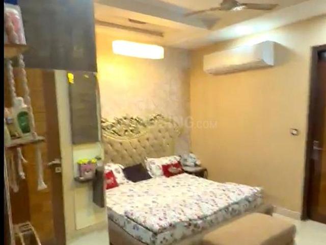 3 BHK Independent Builder Floor in Bali Nagar for resale New Delhi. The reference number is 21012005